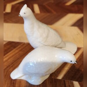 Lenox White Porcelain QuailDove Salt&Pepper Shakers - Figurines